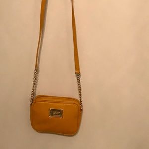 Mustard yellow crossbody